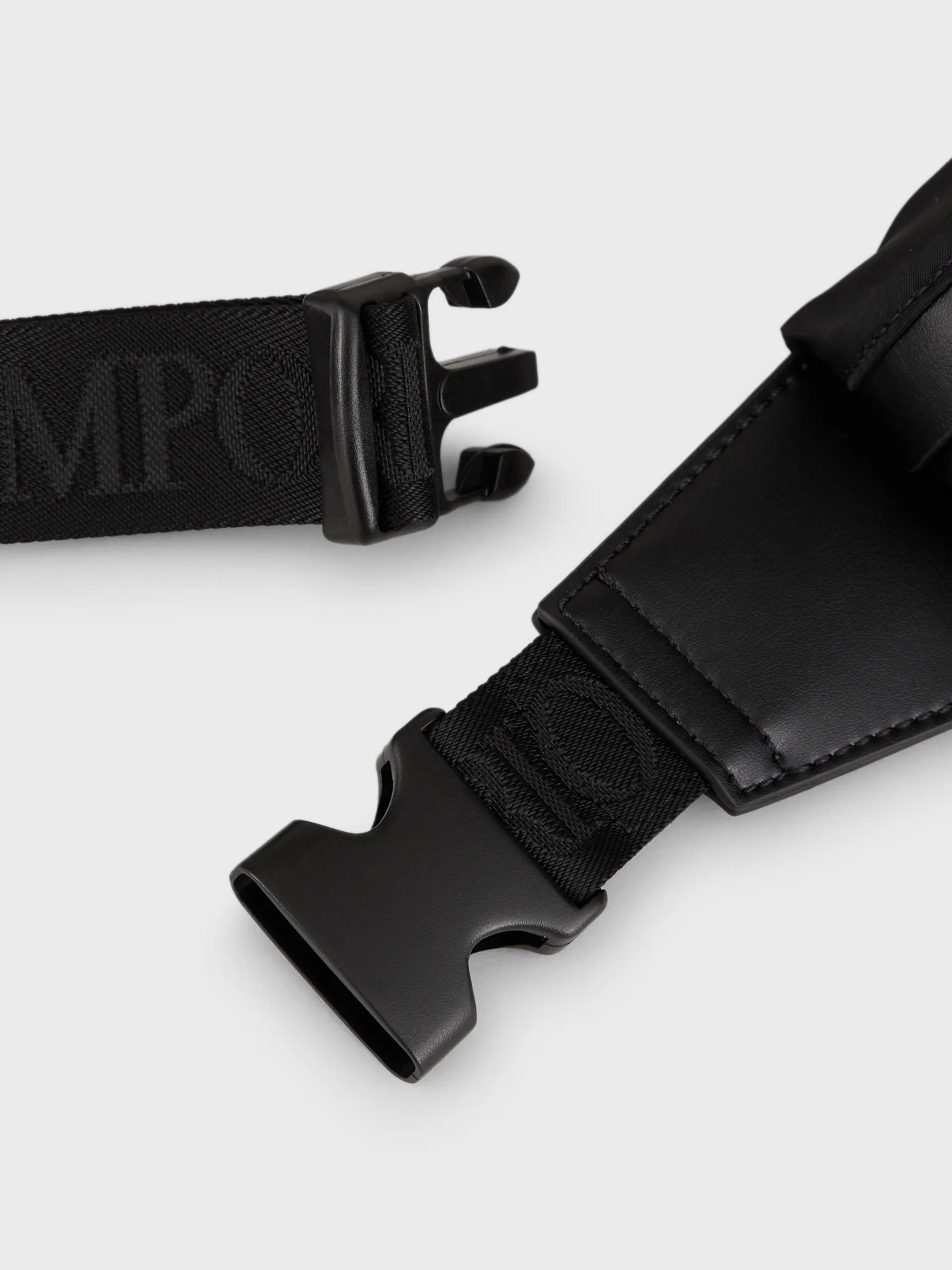 Сумки Emporio Armani модель Y4O238-Y139J-80001 Фото