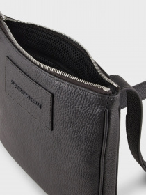 Сумки Emporio Armani модель Y4M252-Y068E-89557 Фото