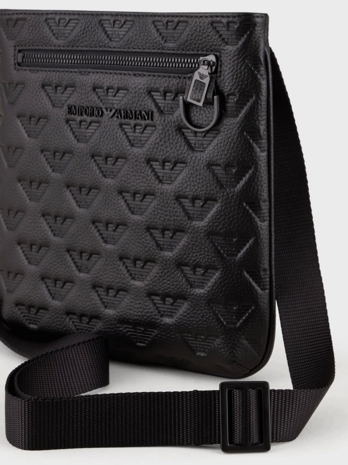 Сумки Emporio Armani модель Y4M366-Y142V-81072 Фото