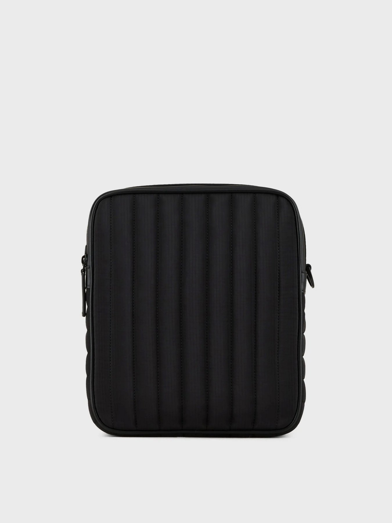 Сумки Emporio Armani модель Y4M377-Y196V-81073 Фото