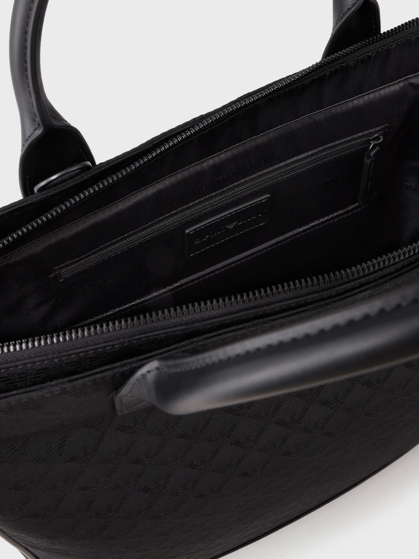 Сумки Emporio Armani модель Y4N134-Y022V-81336 Фото
