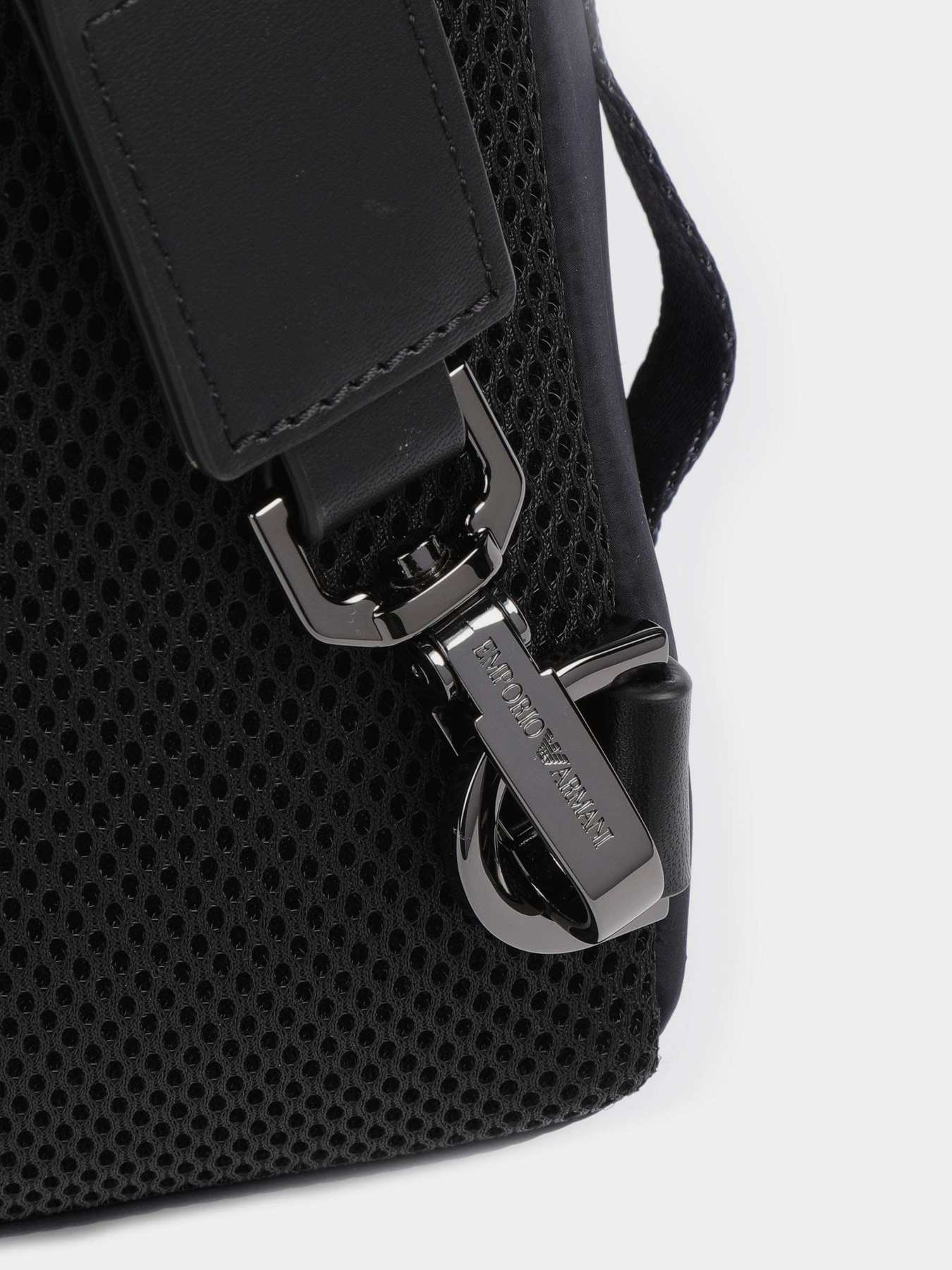 Сумки Emporio Armani модель Y4O402-Y202J-87077 Сумки Emporio Armani модель Y4O402-Y202J-87077 Фото