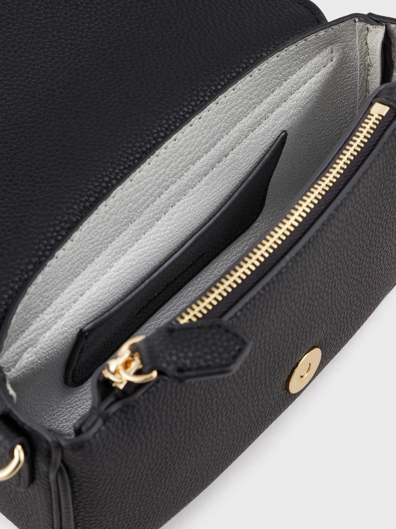 Сумки Emporio Armani MYEA модель Y3H294-YFO5B-85218 Фото