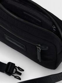 Сумки Emporio Armani модель Y4O424-Y701J-80001 Фото