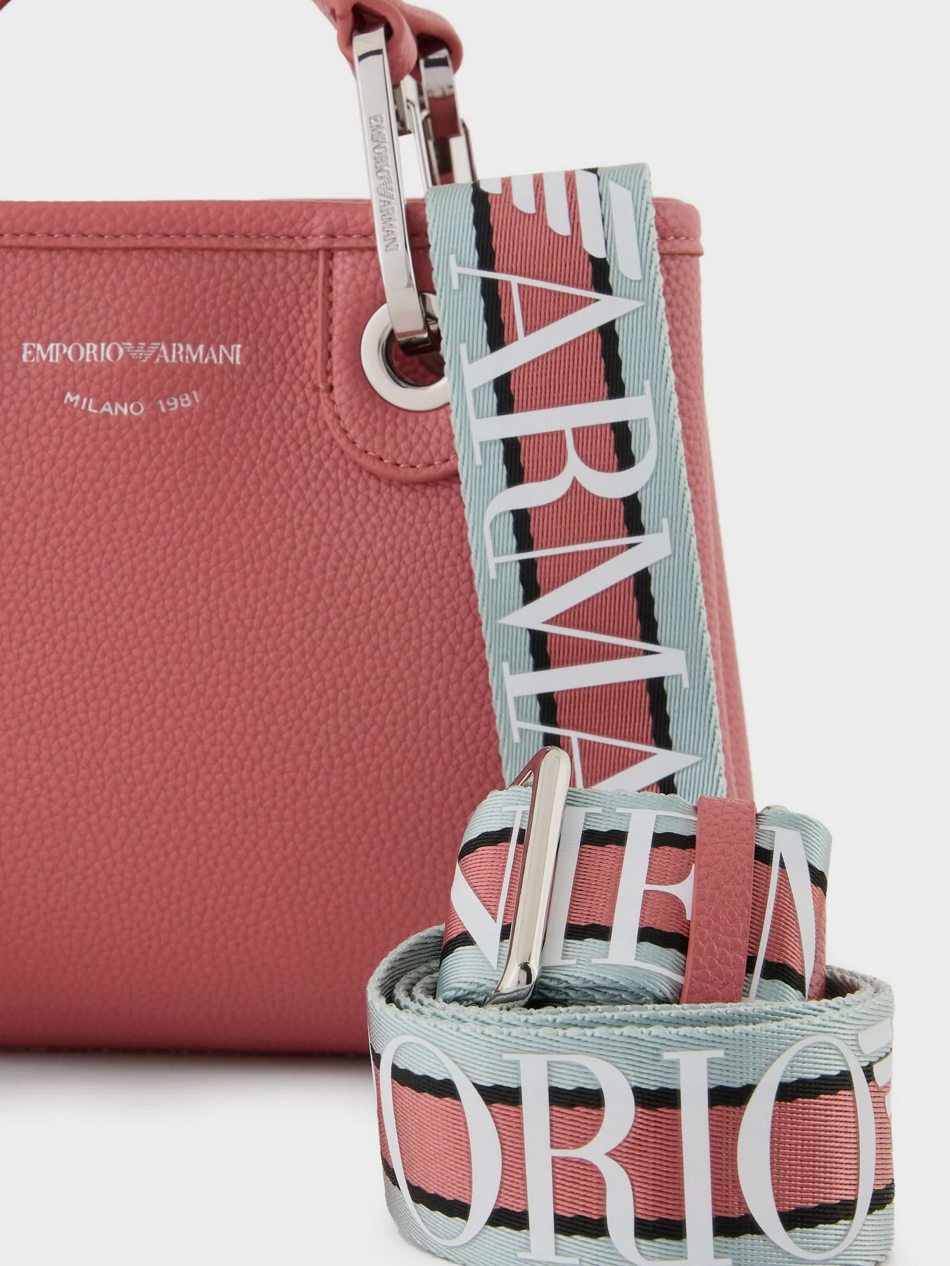 Сумки Emporio Armani Myea модель Y3D176-YFO5E-80654 Фото