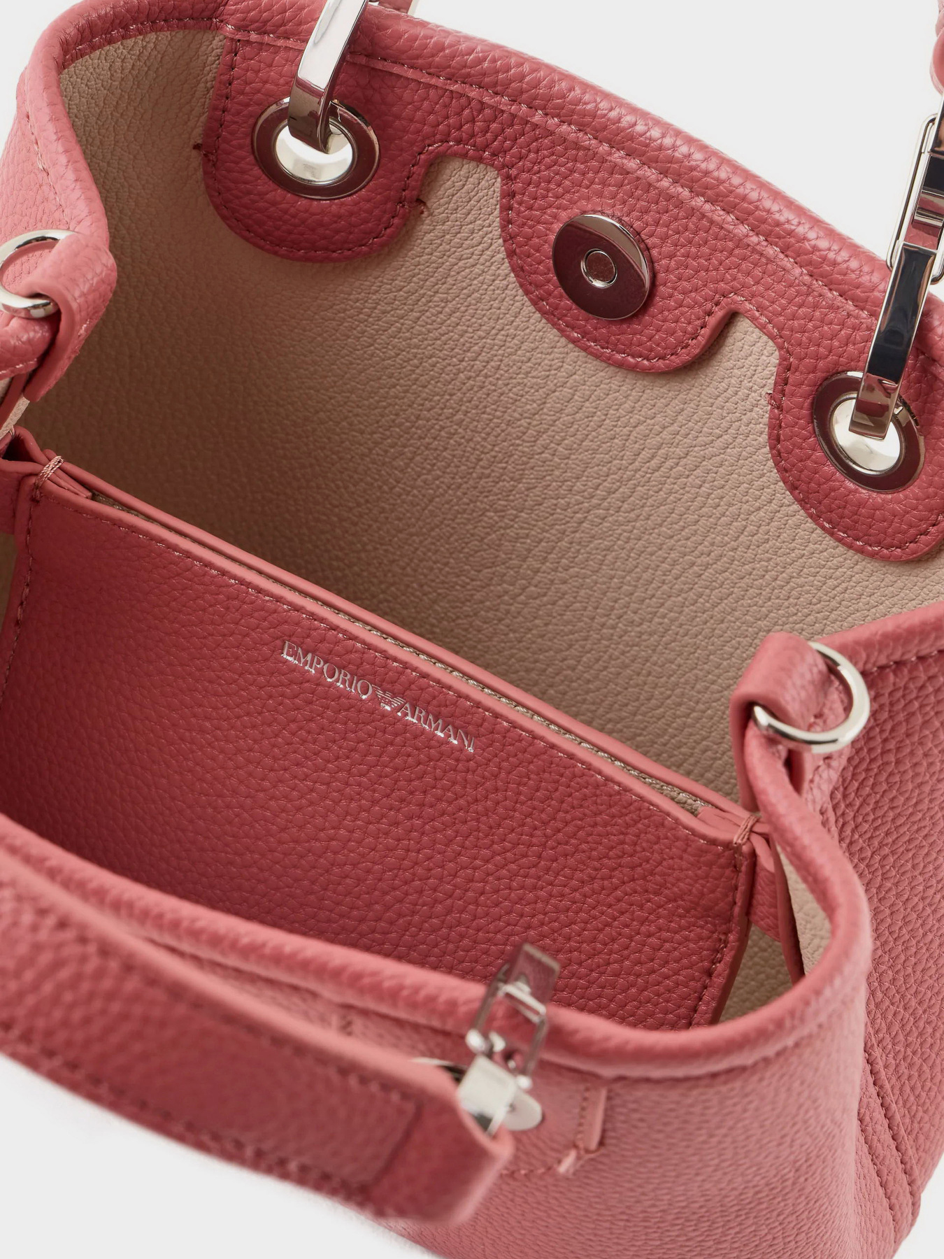 Сумки Emporio Armani Myea модель Y3D176-YFO5E-80654 Фото