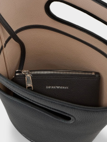 Сумки Emporio Armani модель Y3E230-YFO5E-88440 Фото