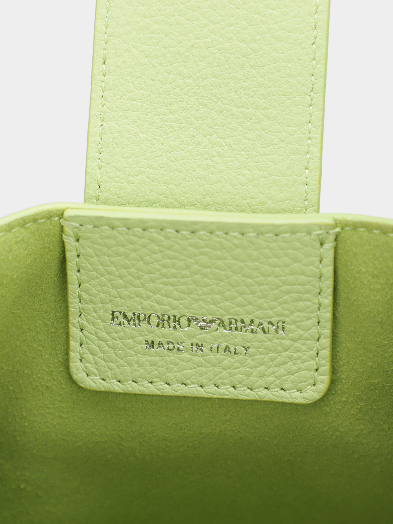 Сумки Emporio Armani модель Y3E235-YWQ9X-80386 Фото