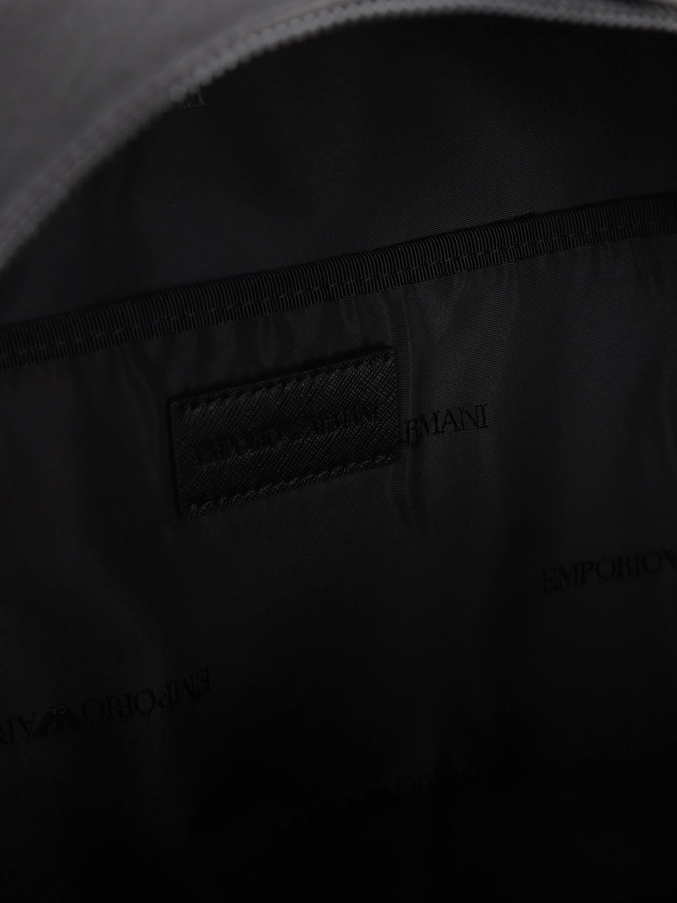 Рюкзаки Emporio Armani модель Y4O452-YQ75I-81973 Фото