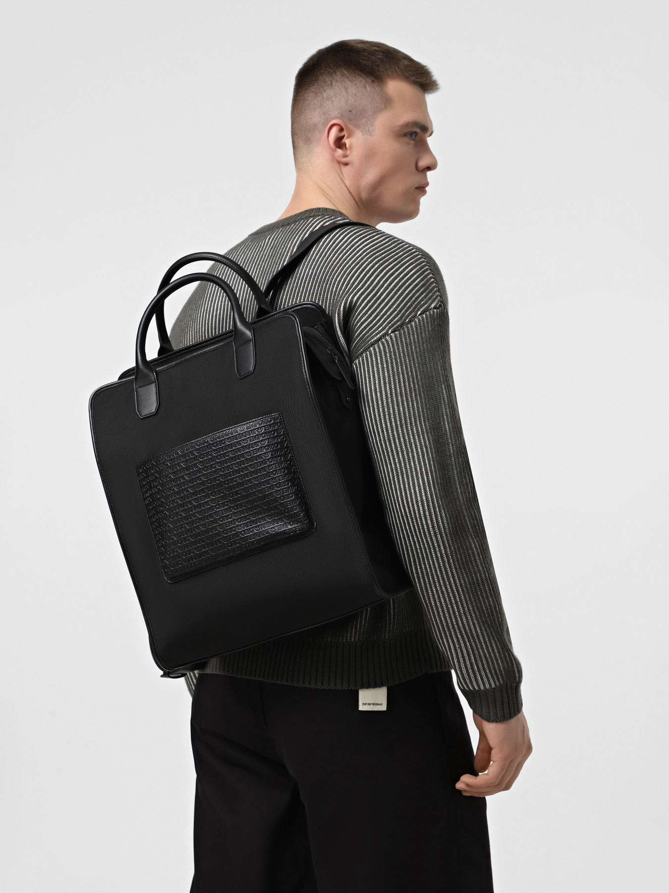 Рюкзаки Emporio Armani модель Y4O456-YQ78K-81073 Фото