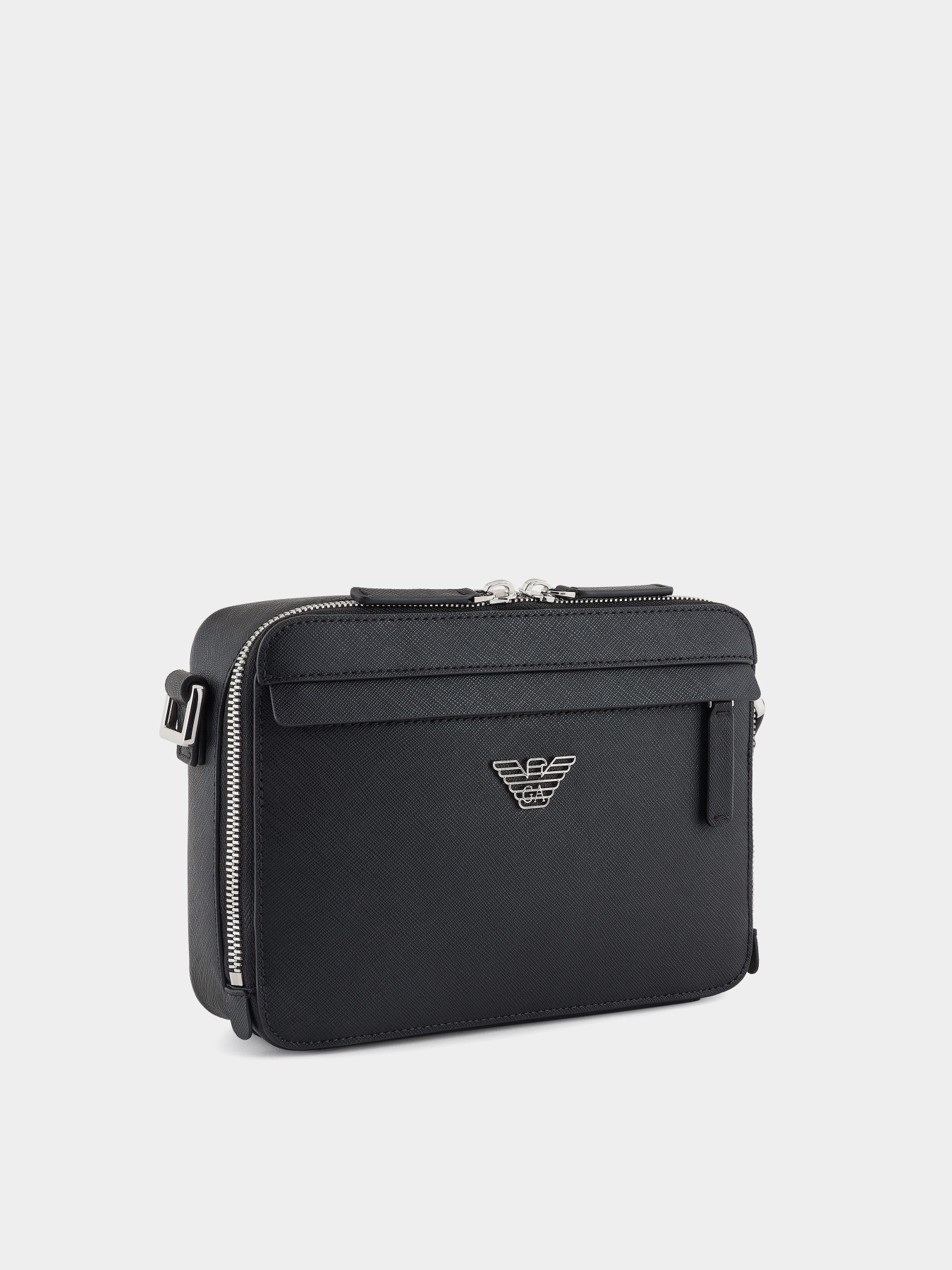Сумки Emporio Armani модель EM001186-AF13805-UC001 Сумки Emporio Armani модель EM001186-AF13805-UC001 Фото