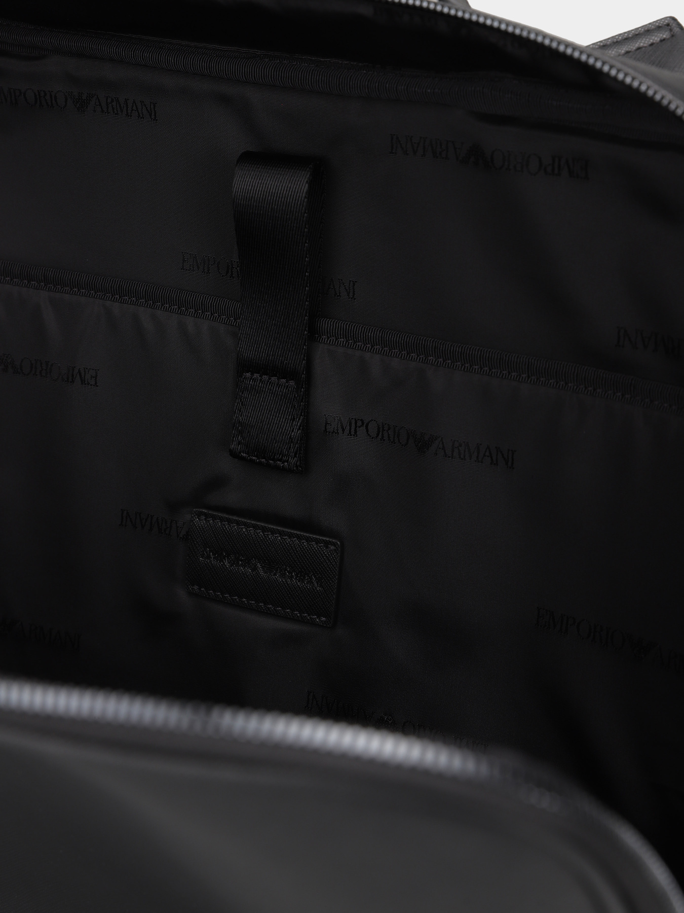 Сумки Emporio Armani модель EM001782-AF13670-UC001 Фото
