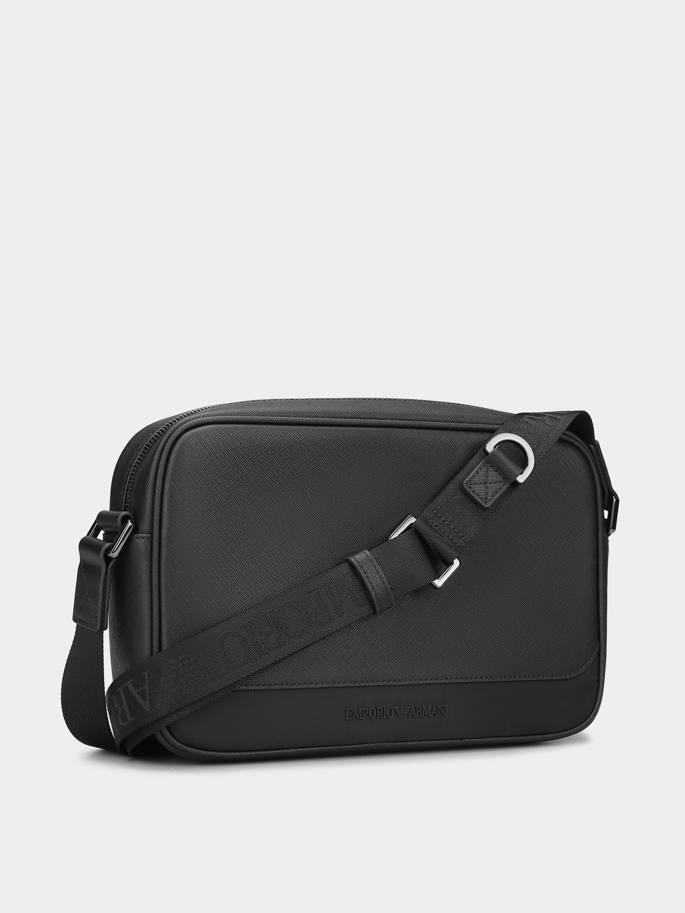 Сумки Emporio Armani модель EM001783-AF13670-UC001 Сумки Emporio Armani модель EM001783-AF13670-UC001 Фото