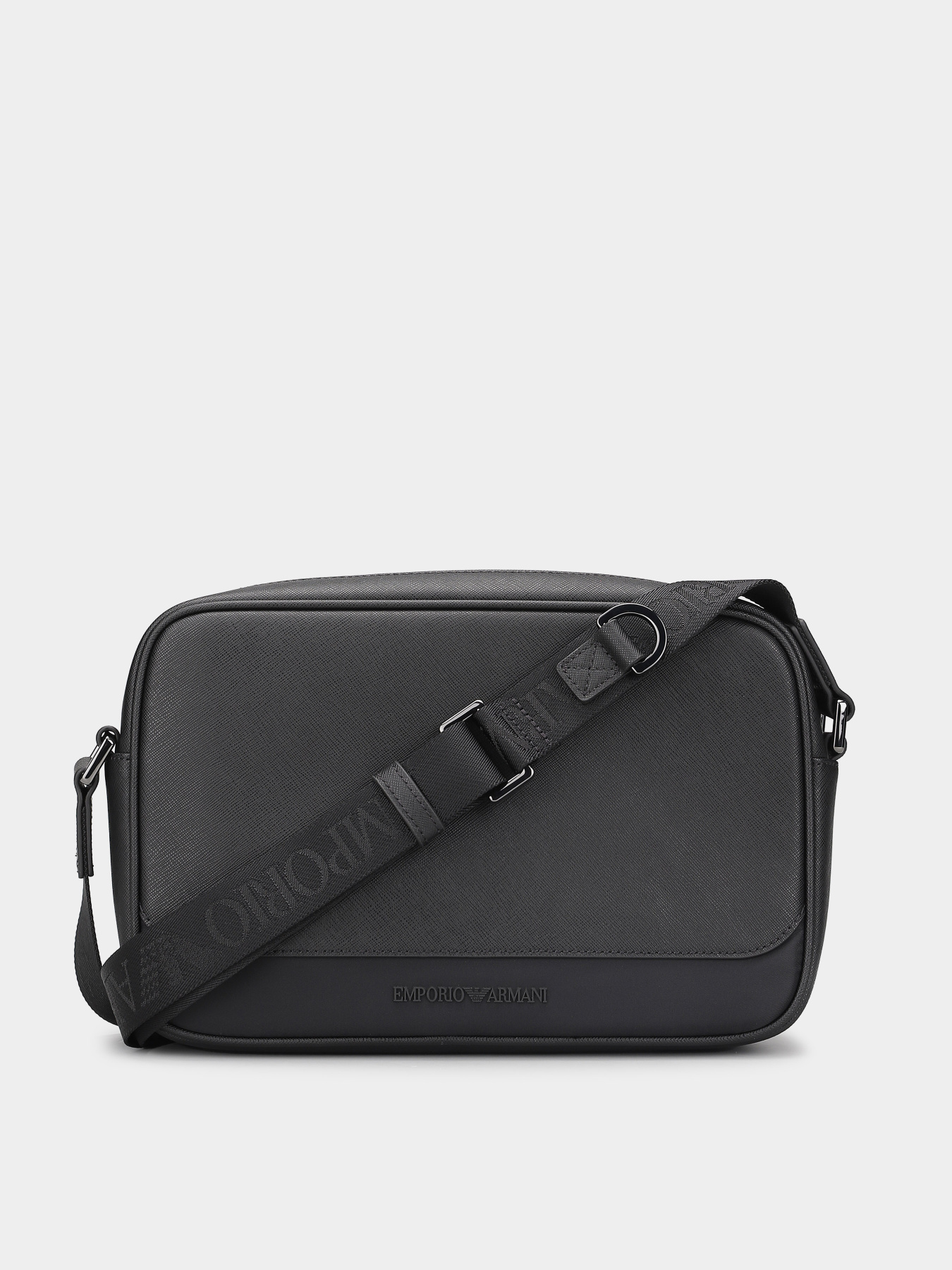 Сумки Emporio Armani модель EM001783-AF13670-UC001 Сумки Emporio Armani модель EM001783-AF13670-UC001 Фото