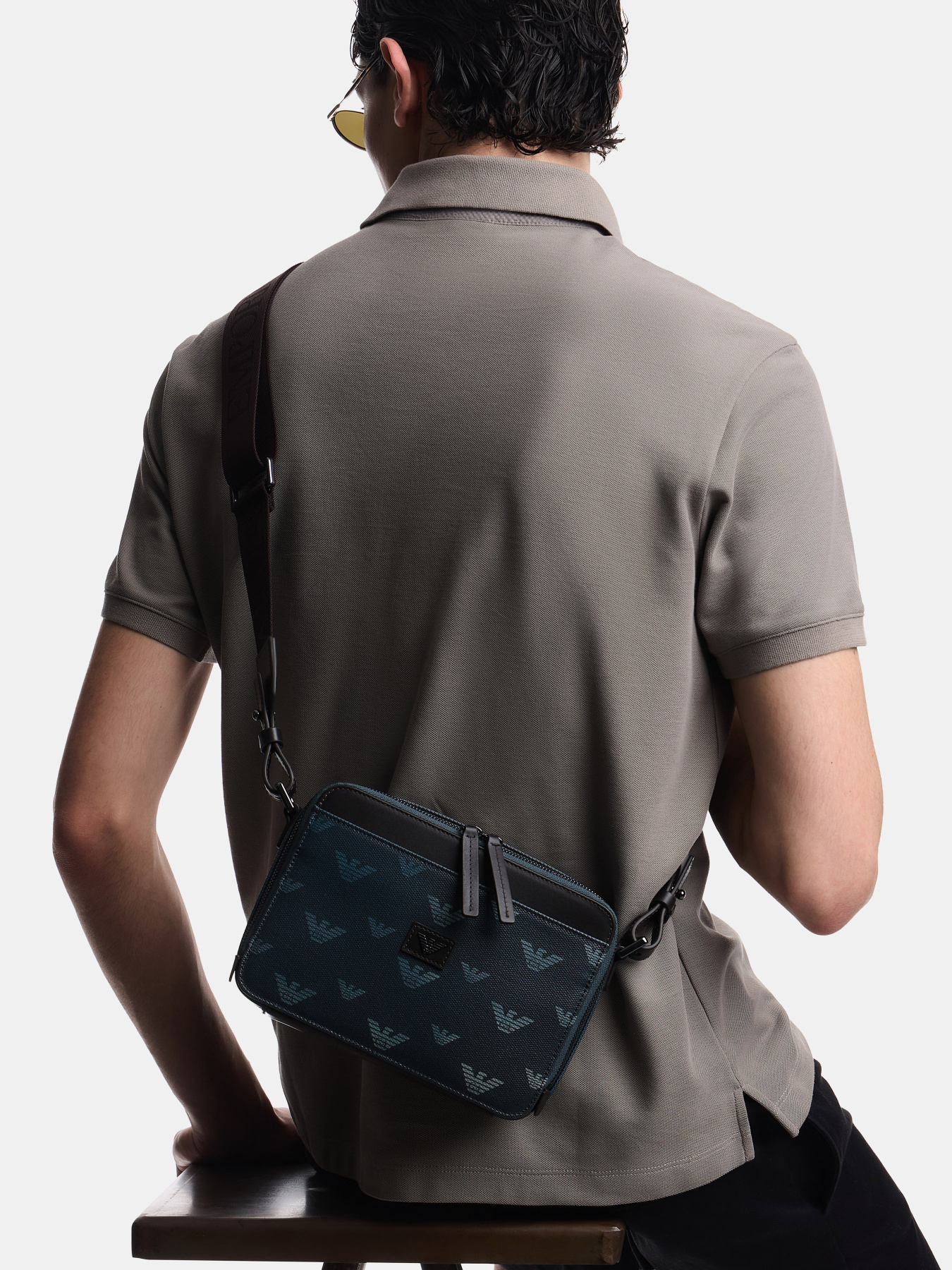 Сумки Emporio Armani модель EM005668-AF23972-MB542 Сумки Emporio Armani модель EM005668-AF23972-MB542 Фото