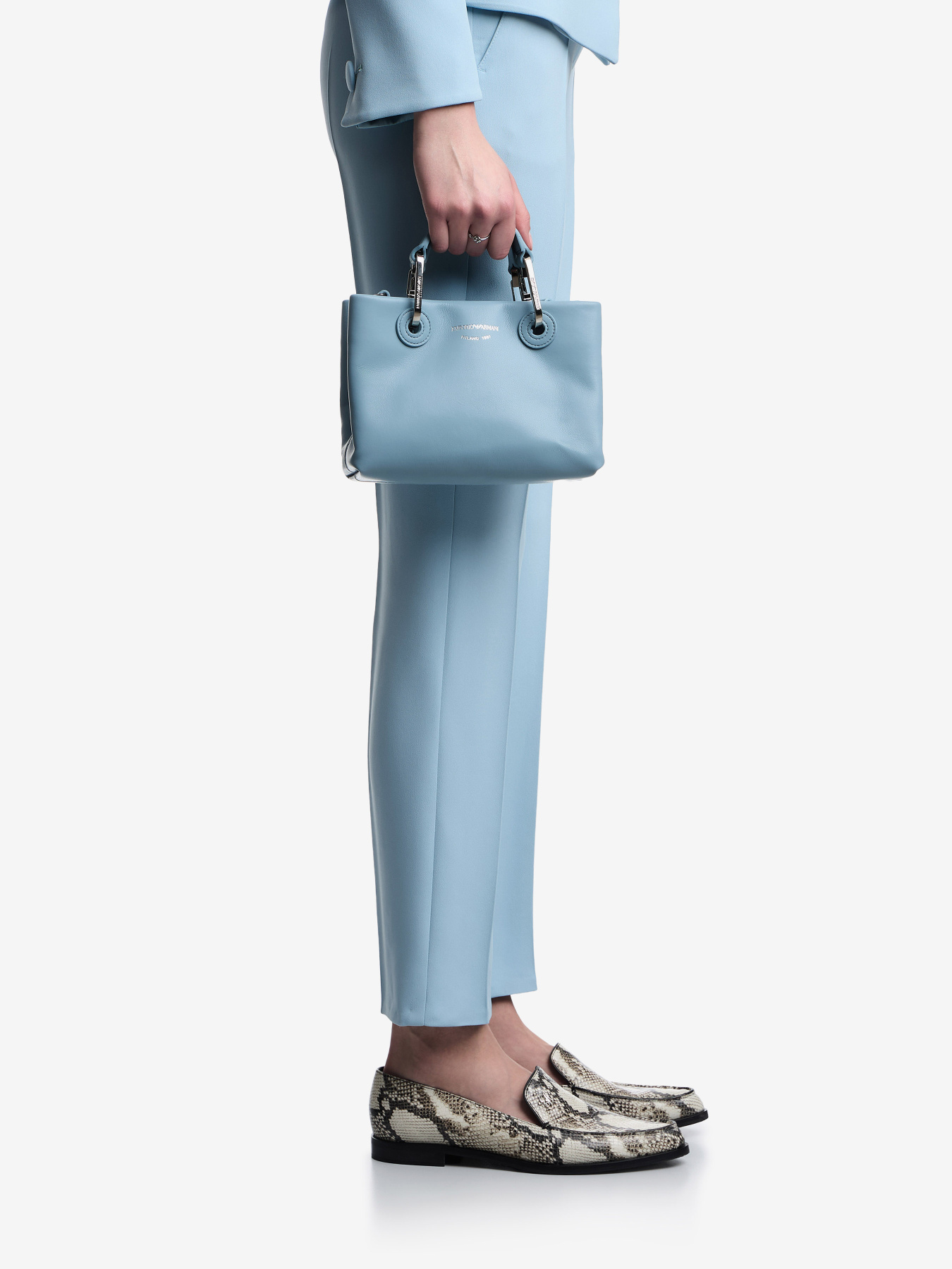 Сумки Emporio Armani модель EW000382-AF18673-U9285 Сумки Emporio Armani модель EW000382-AF18673-U9285 Фото