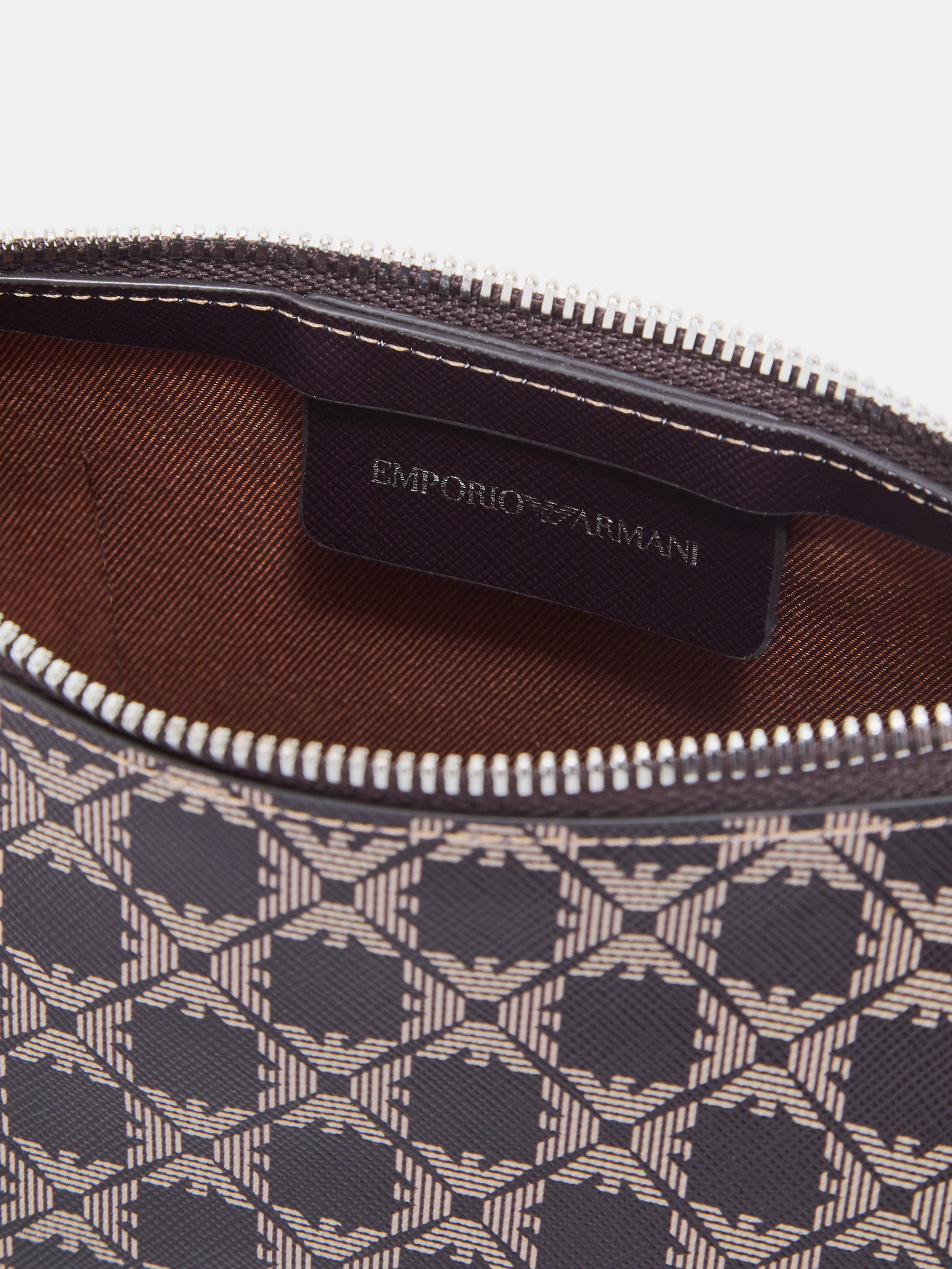 Сумки Emporio Armani модель EW001892-AF25820-F6226 Сумки Emporio Armani модель EW001892-AF25820-F6226 Фото