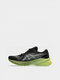 Кроссовки Asics Novablast 3 модель 1011B458-005 Чорний, зелений Фото
