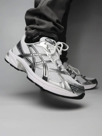 Кросівки Asics GEL-1130 модель 1201B020-100 Фото