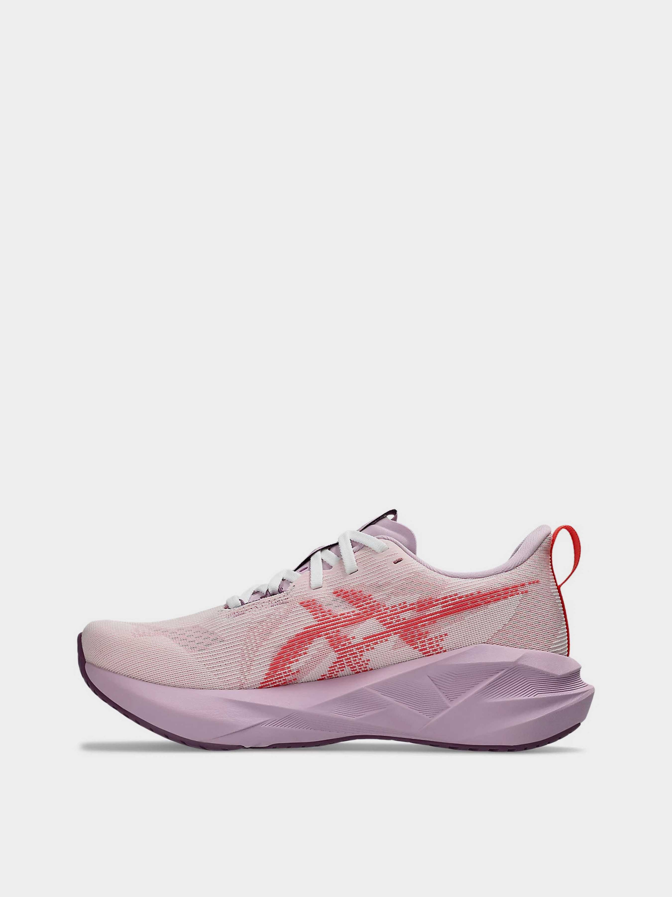 Кроссовки Asics NOVABLAST 5 модель 1012B765-101 Кроссовки Asics NOVABLAST 5 модель 1012B765-101 Фото