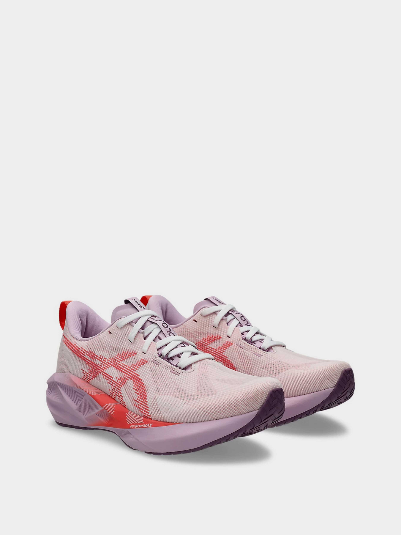 Кроссовки Asics NOVABLAST 5 модель 1012B765-101 Кроссовки Asics NOVABLAST 5 модель 1012B765-101 Фото