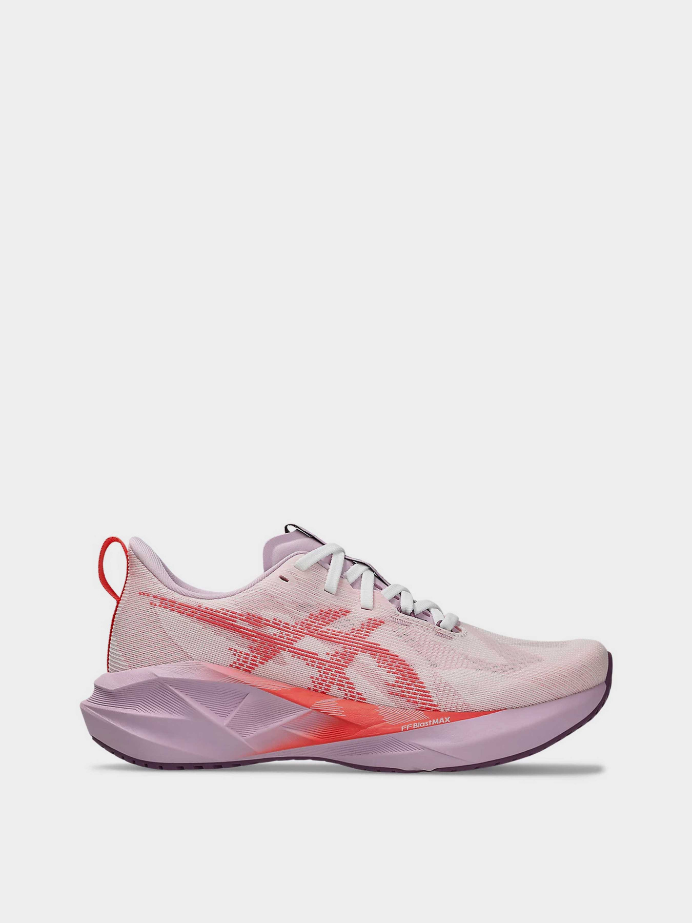 Кроссовки Asics NOVABLAST 5 модель 1012B765-101 Кроссовки Asics NOVABLAST 5 модель 1012B765-101 Фото