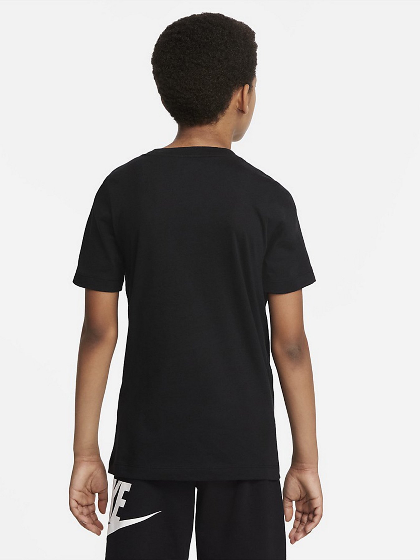 Футболки и поло NIKE Sportswear модель DO1798-010 Футболки и поло NIKE Sportswear модель DO1798-010 Фото