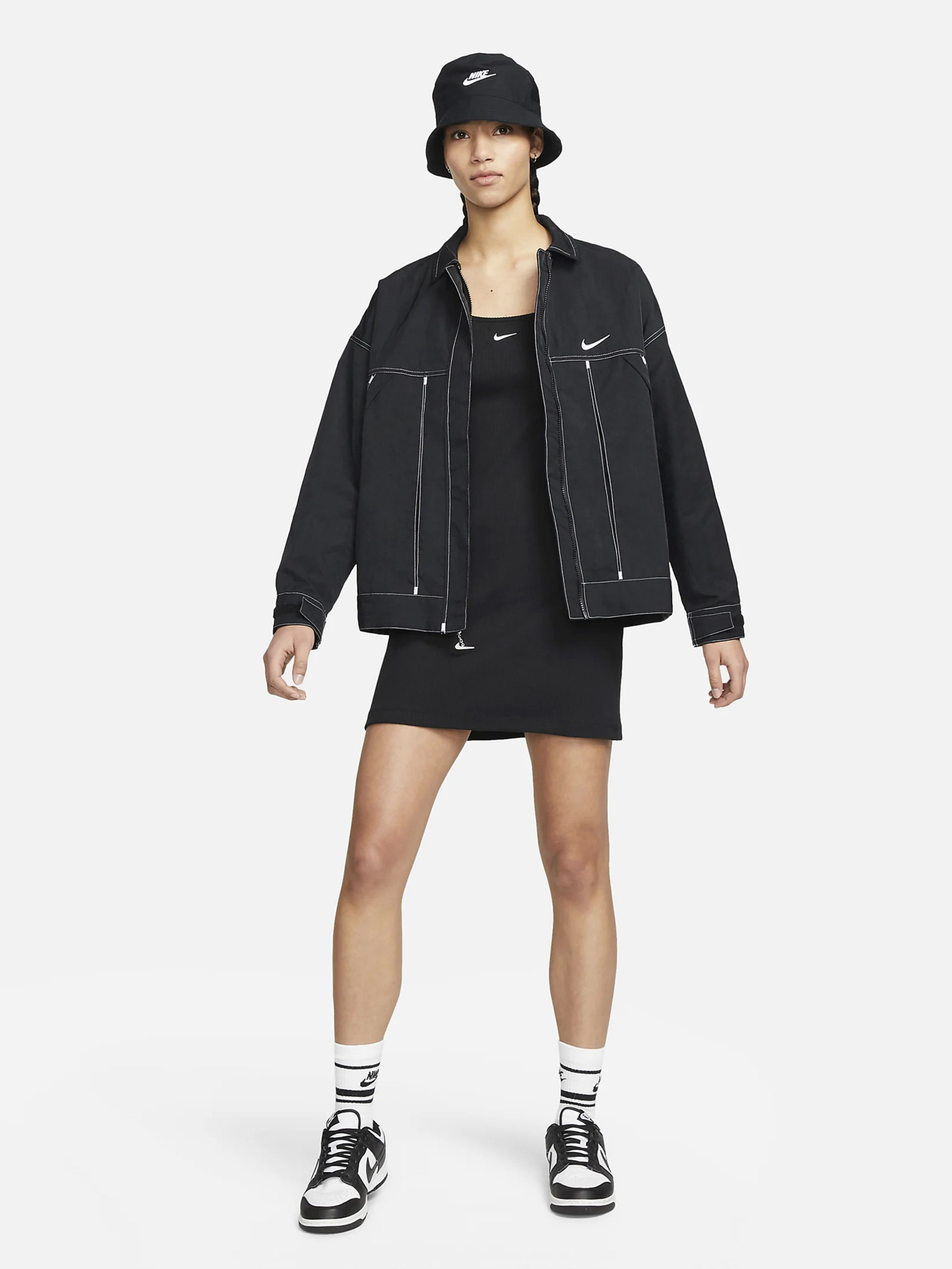 Сукні NIKE Sportswear Essential модель DM6230-010 Фото