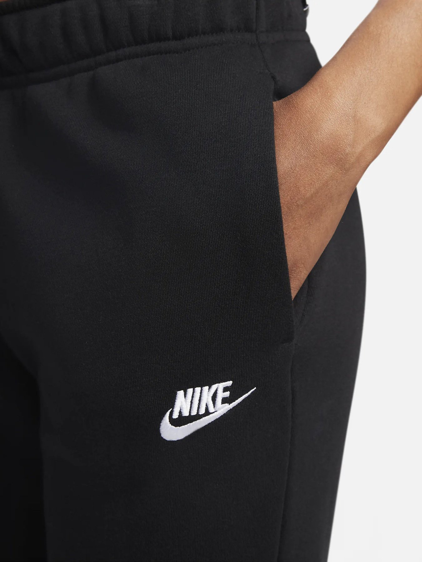 Брюки NIKE SPORTSWEAR CLUB модель DQ5191-010 Брюки NIKE SPORTSWEAR CLUB модель DQ5191-010 Фото
