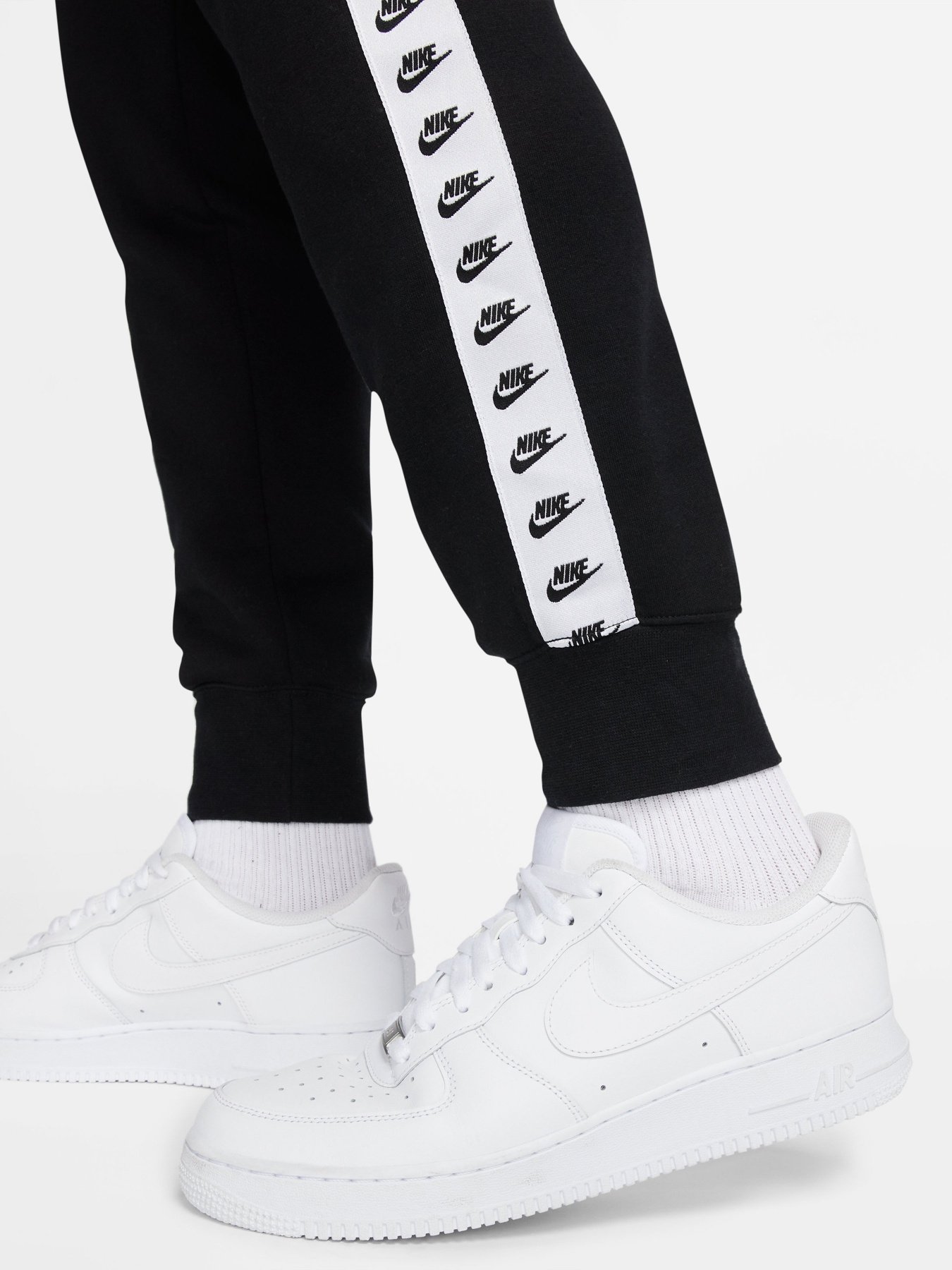 Костюми NIKE  Sport Essential модель DM6838-010 Фото