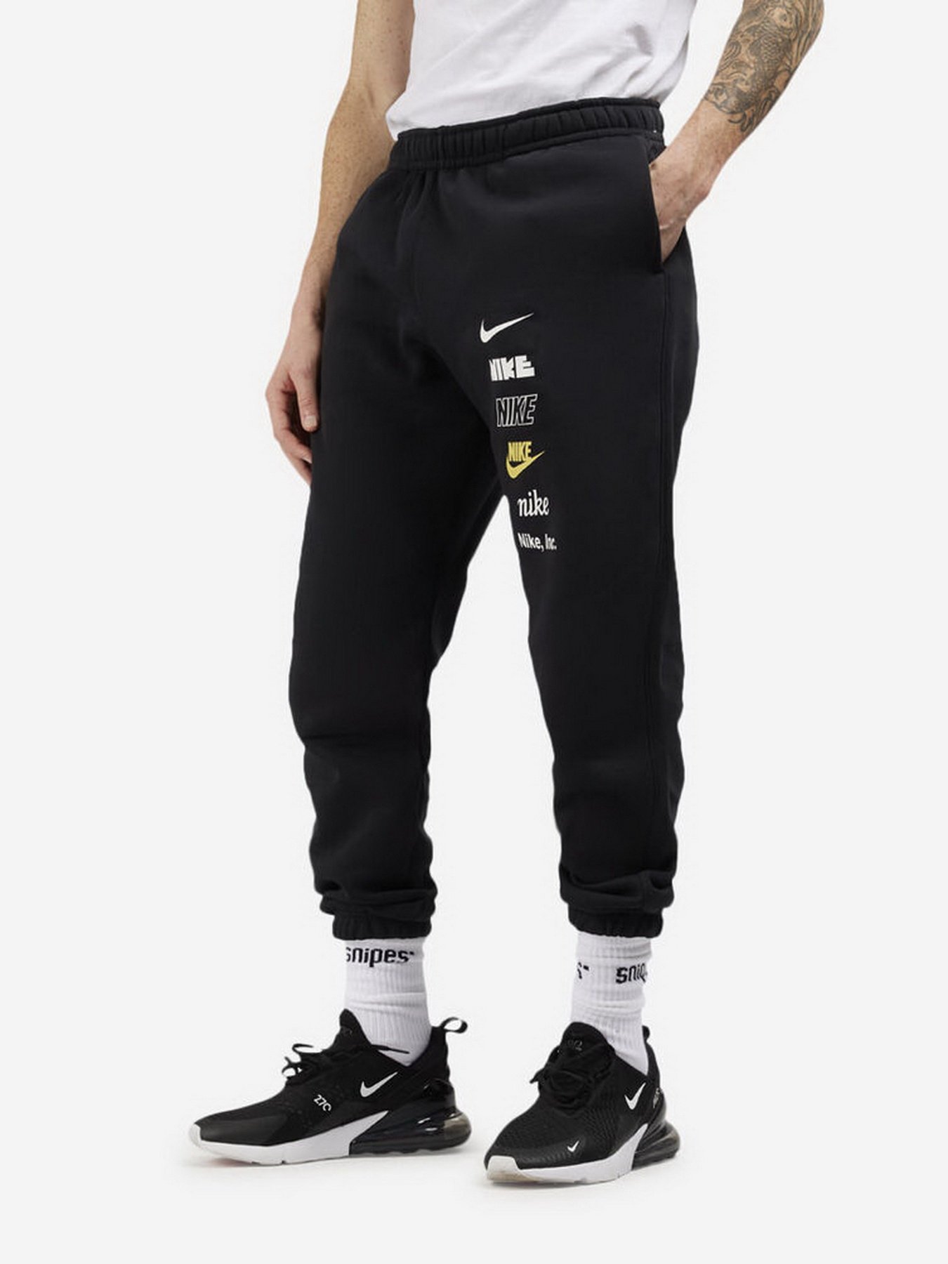 Штани NIKE M NK CLUB+ BB CF PANT MLOGO модель DX0795-010 Штани NIKE M NK CLUB+ BB CF PANT MLOGO модель DX0795-010 Фото