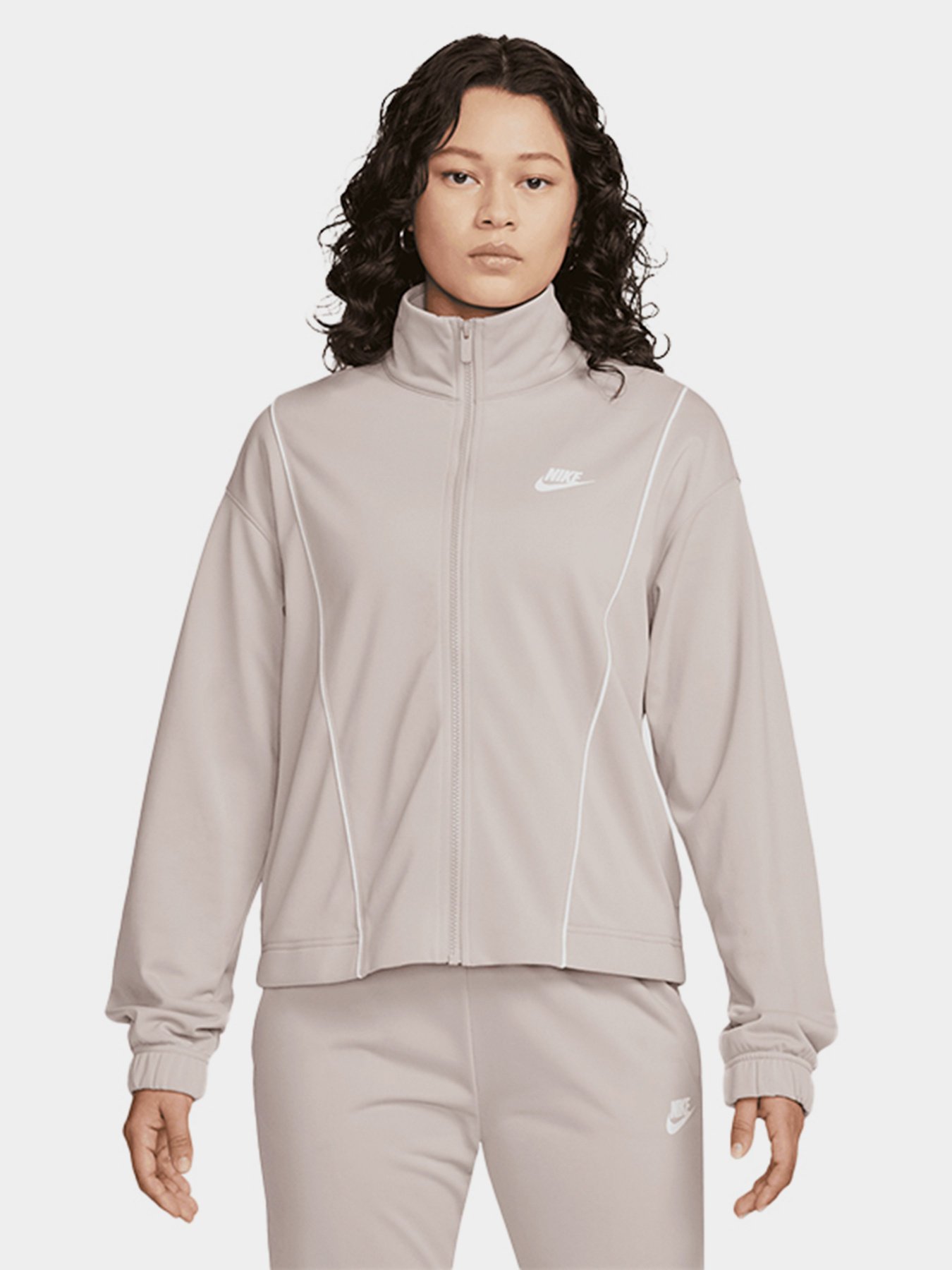 Костюмы NIKE Sportswear Essential модель DD5860-272 Фото