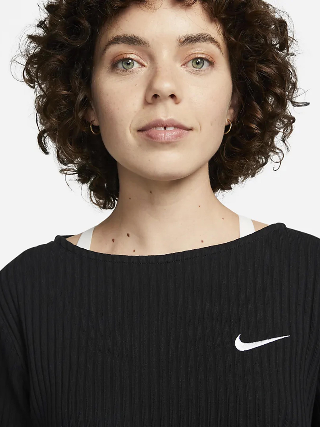 Худі та світшоти NIKE Sportswear модель DV7866-010 Фото