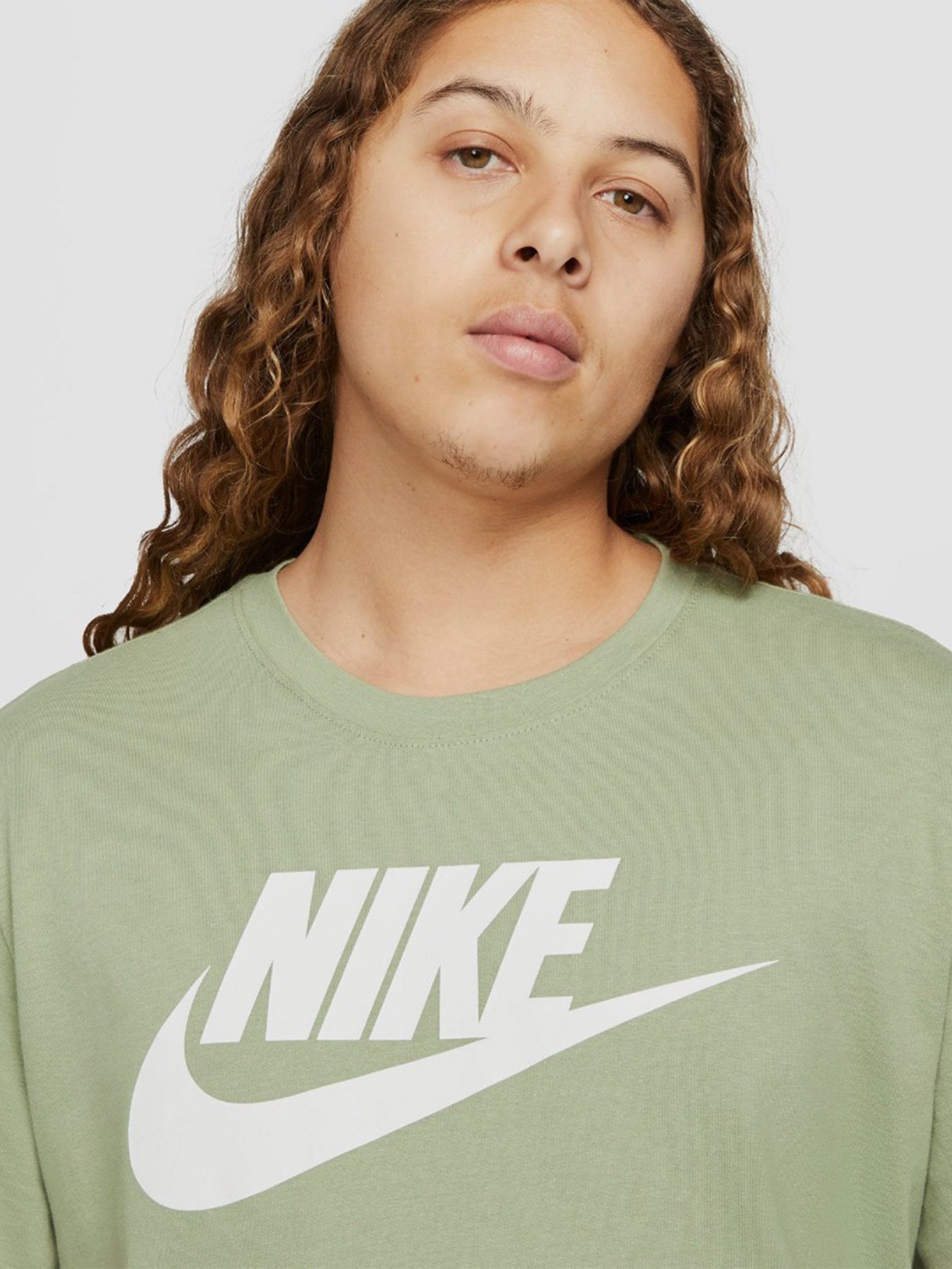 Футболки і поло NIKE Icon Futura модель AR5004-386 Футболки і поло NIKE Icon Futura модель AR5004-386 Фото