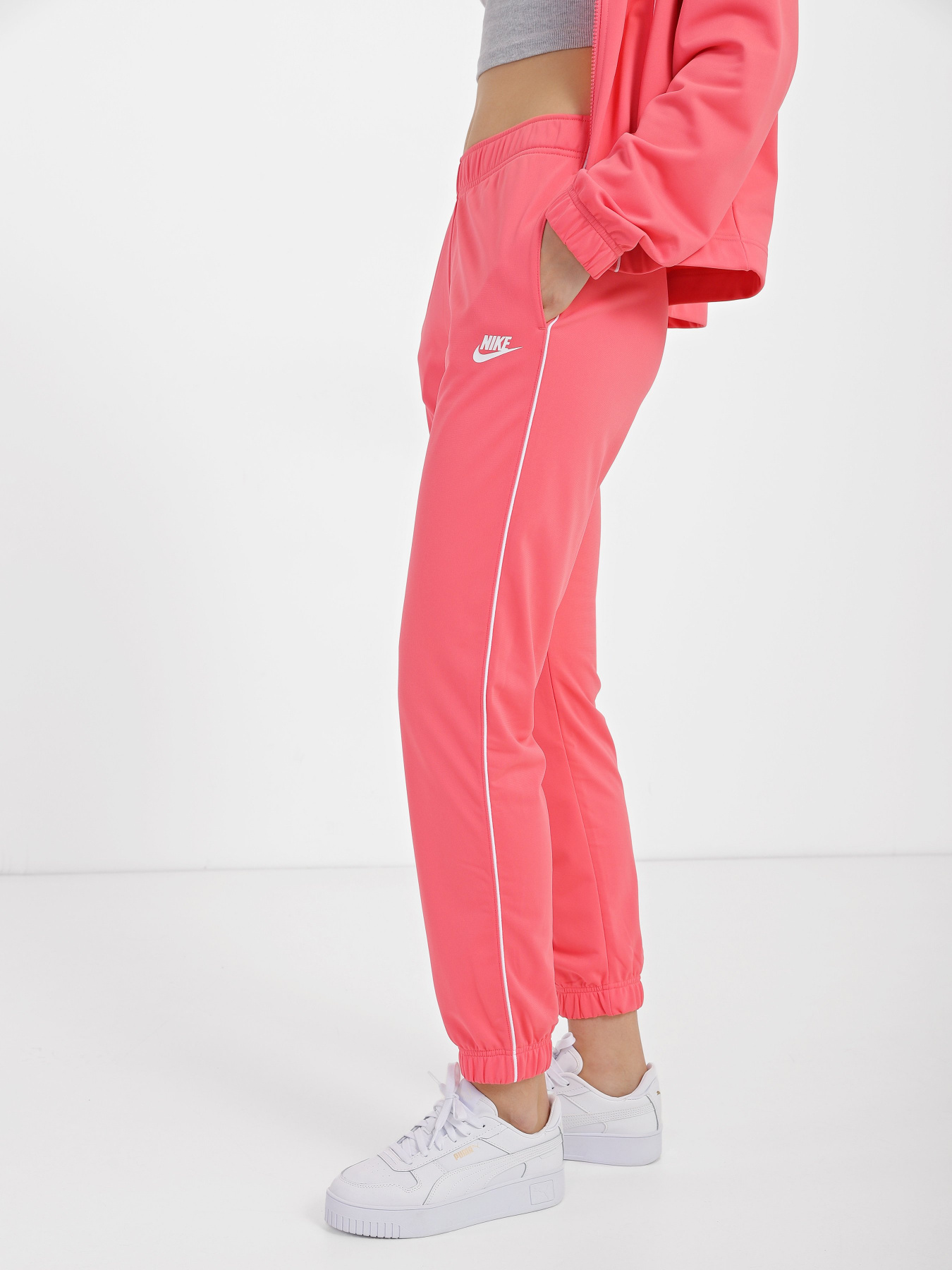 Костюми NIKE Sportswear Essential модель DD5860-894 Костюми NIKE Sportswear Essential модель DD5860-894 Фото