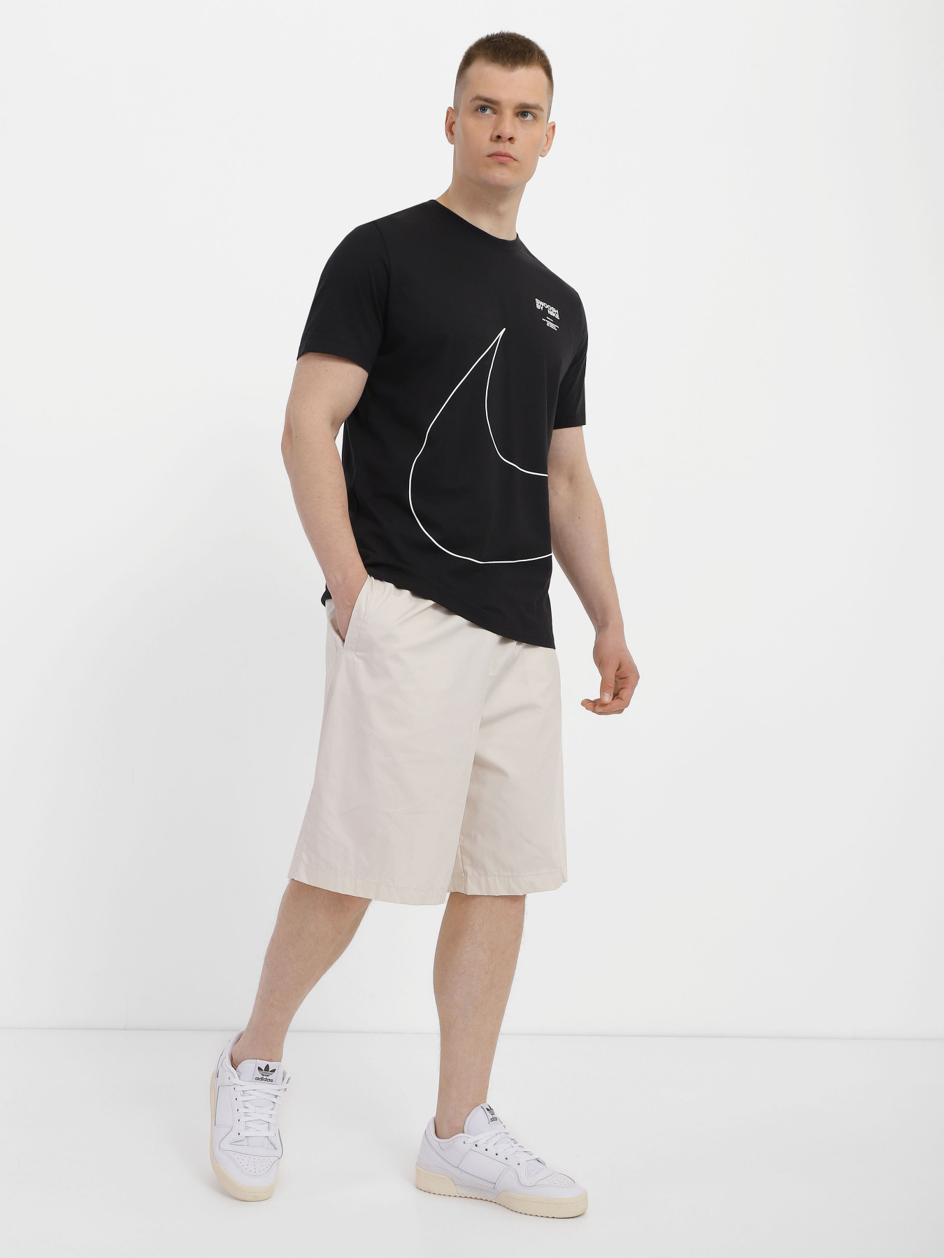 Шорти NIKE Sportswear Sport Essential модель DM6917-104 Фото