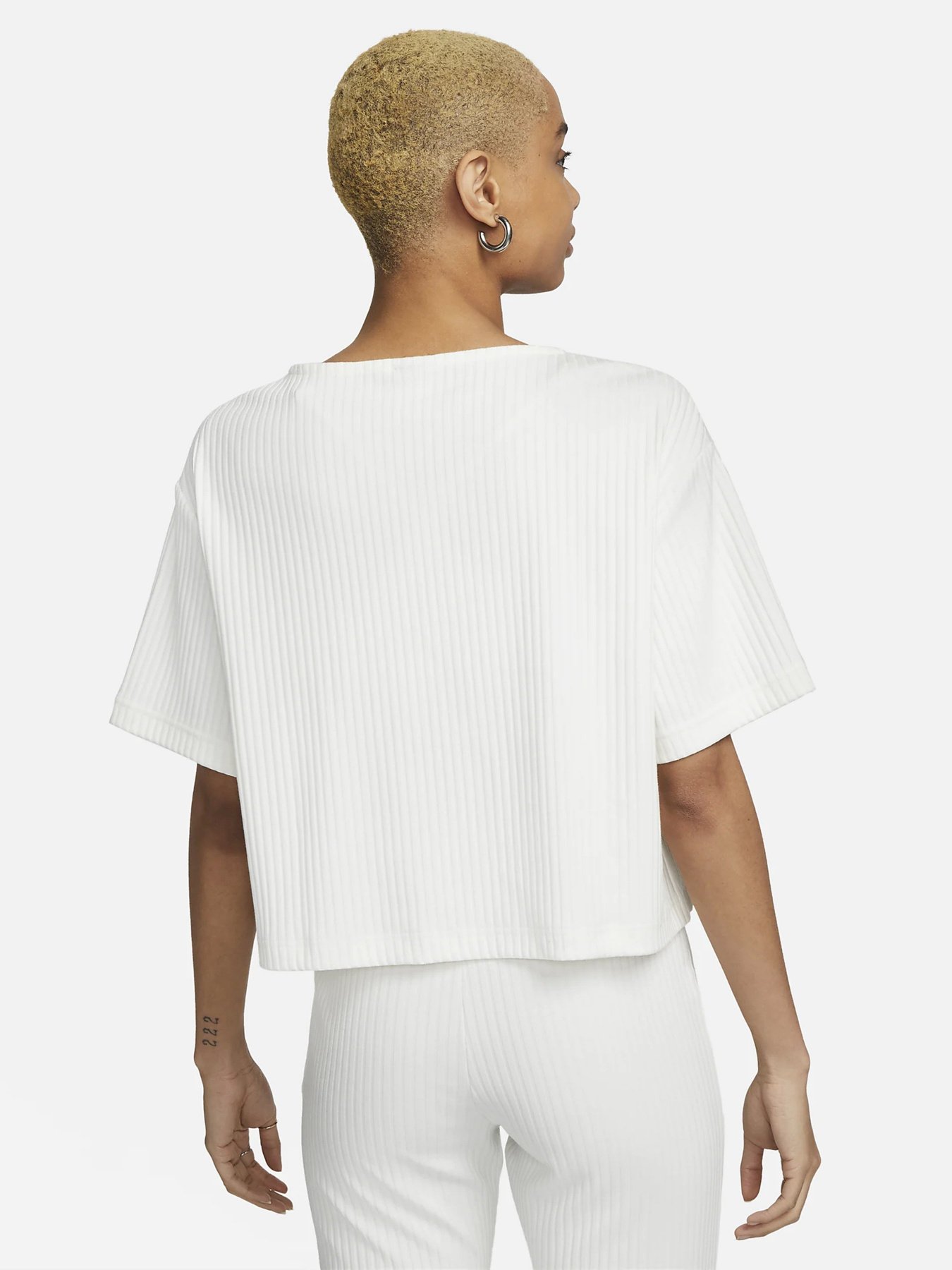 Футболки і поло NIKE Ribbed Jersey модель DV7870-133 Фото