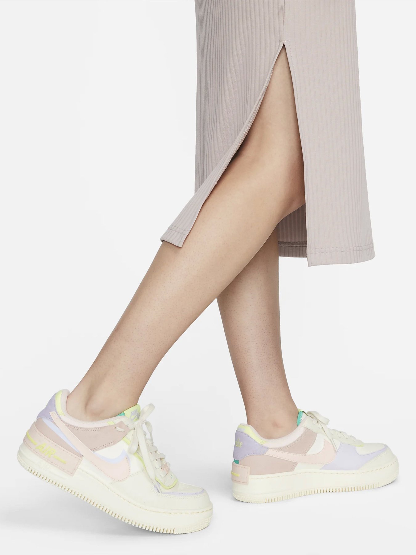 Спідниці NIKE Sportswear модель DV7956-272 Фото