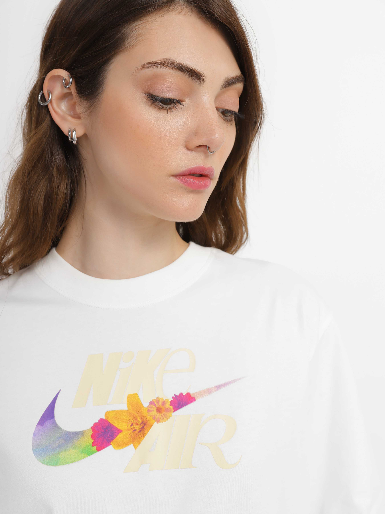 Футболки і поло NIKE NSW модель FB8191-133 Футболки і поло NIKE NSW модель FB8191-133 Фото