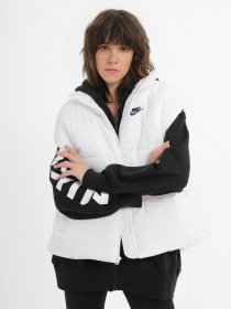 Куртки и дубленки NIKE Sportswear Classic Therma-FIT модель FB7679-100 Фото