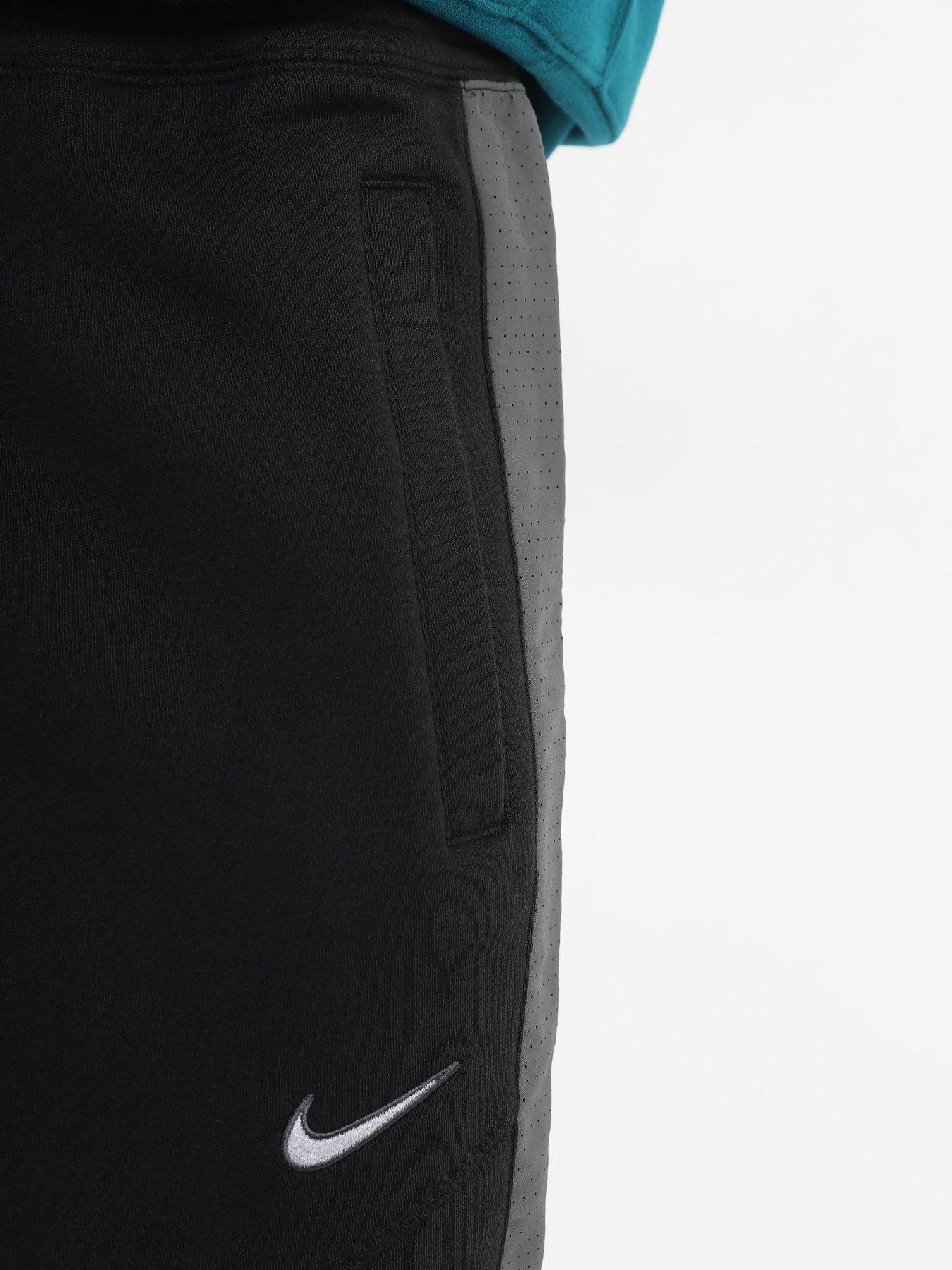 Штани NIKE Sportswear Club Fleece модель FN0246-010 Штани NIKE Sportswear Club Fleece модель FN0246-010 Фото