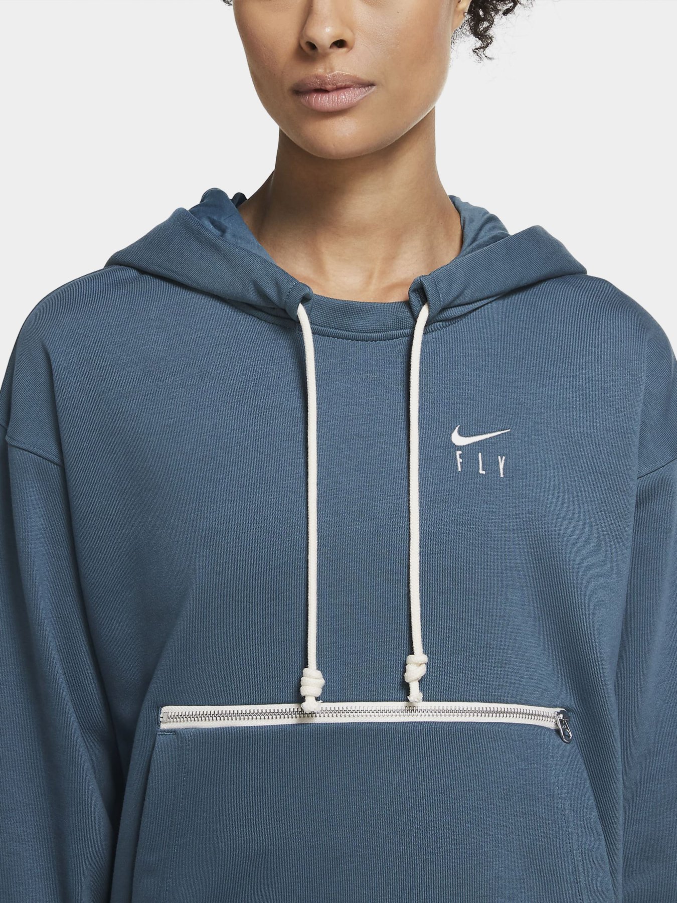 Худи и свитшоты NIKE Swoosh Fly Standard Issue модель CU3479-058 Фото