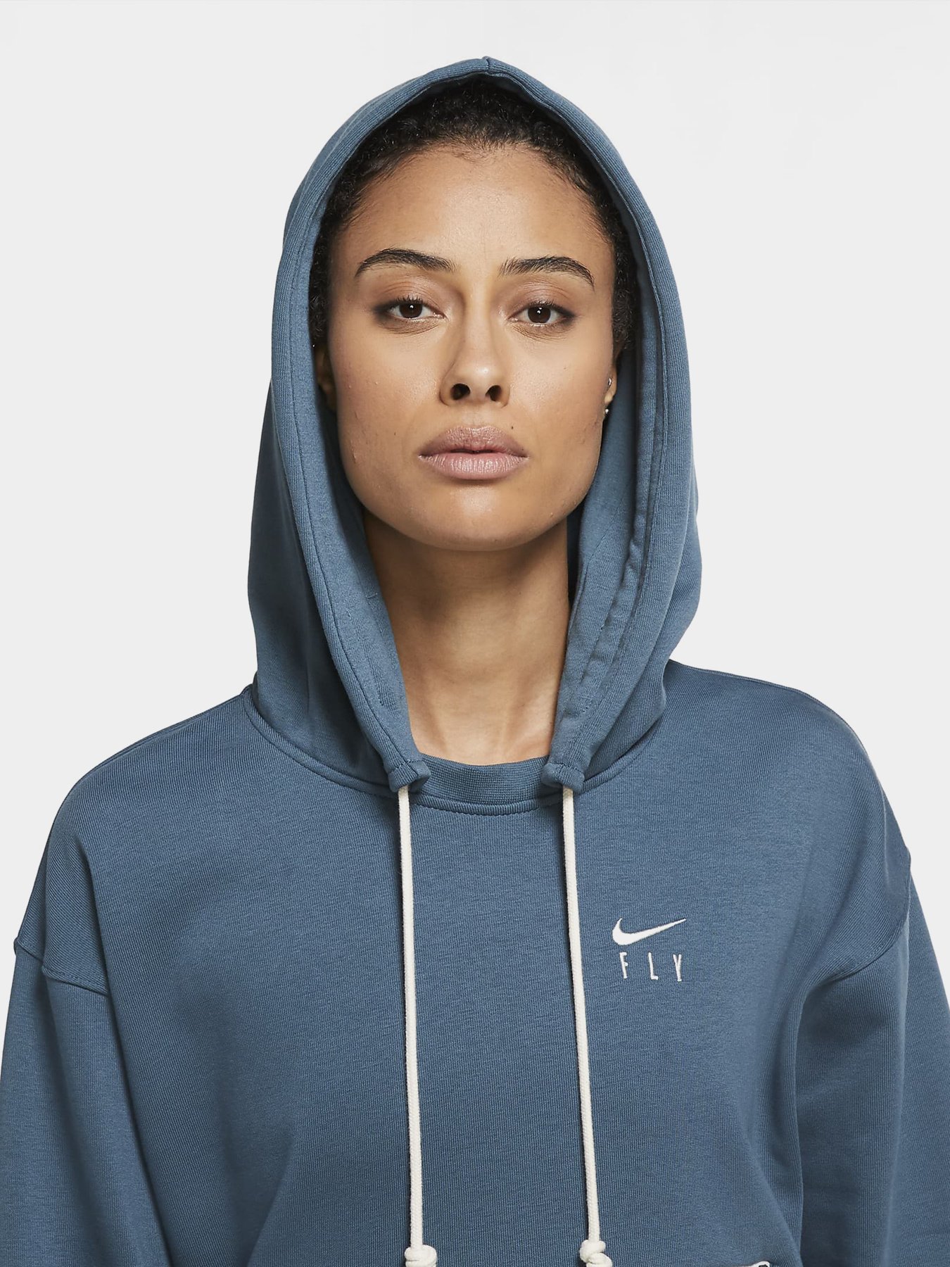 Худи и свитшоты NIKE Swoosh Fly Standard Issue модель CU3479-058 Фото