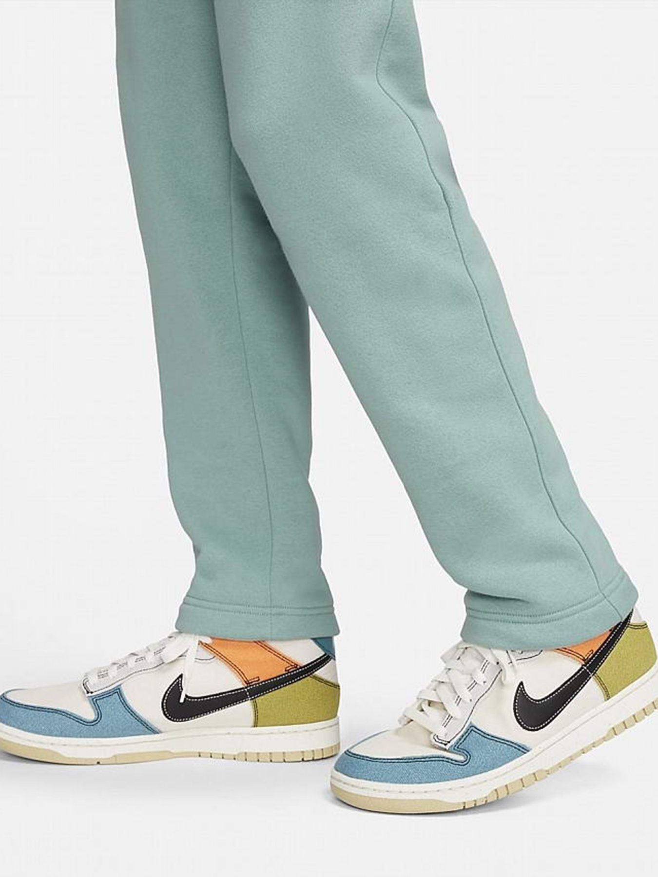 Брюки NIKE  Sportswear Club Fleece модель BV2707-309 Фото