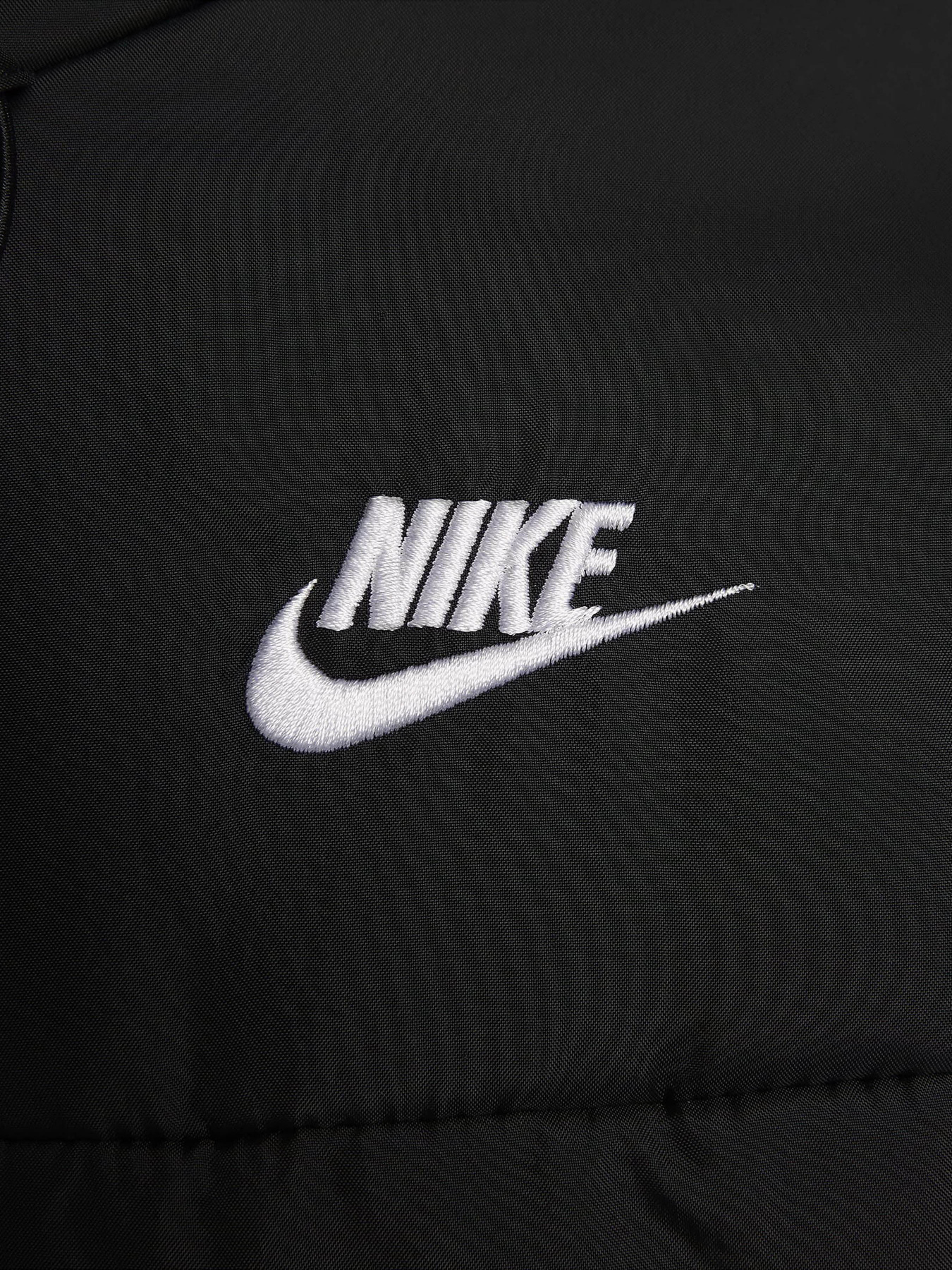 Куртки та дублянки NIKE Sportswear Classic Puffer модель FB7672-010 Фото