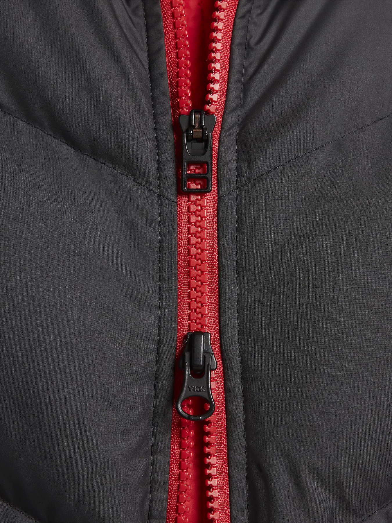 Куртки и дубленки NIKE Windrunner PrimaLoft® модель FB8185-011 Фото