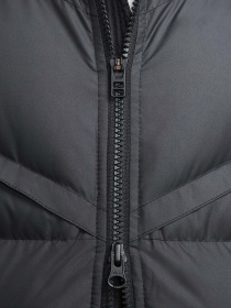 Куртки и дубленки NIKE STORM-FIT WINDRUNNER PRIMALOFT модель FB8189-010 Фото