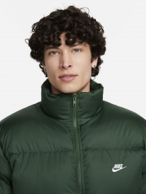 Куртки та дублянки NIKE Sportswear Club Puffer модель FB7368-323 Фото