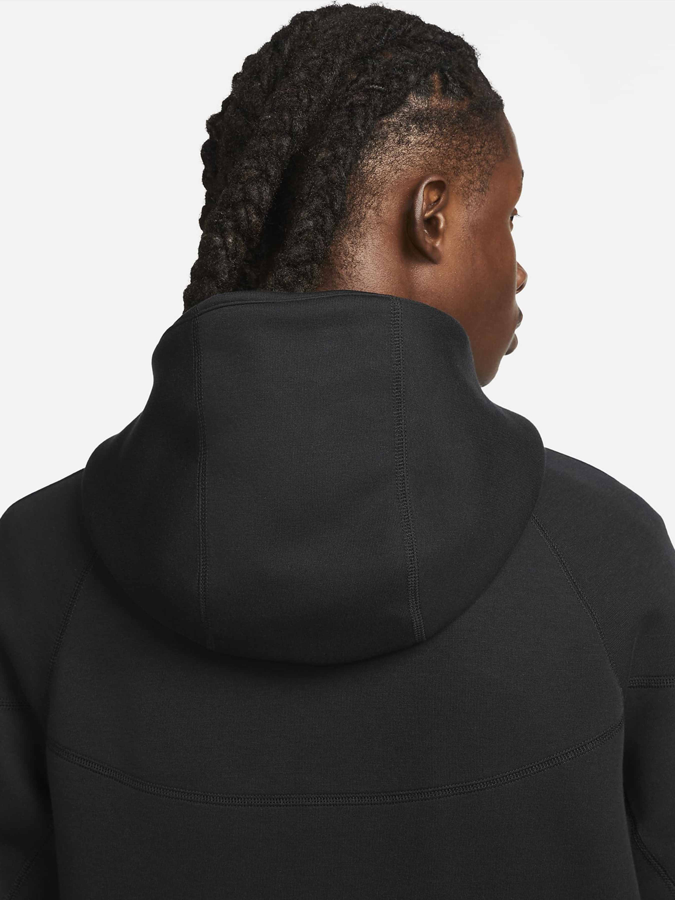 Худі та світшоти NIKE SPORTSWEAR TECH FLEECE WINDRUN модель FB7921-010 Худі та світшоти NIKE SPORTSWEAR TECH FLEECE WINDRUN модель FB7921-010 Фото