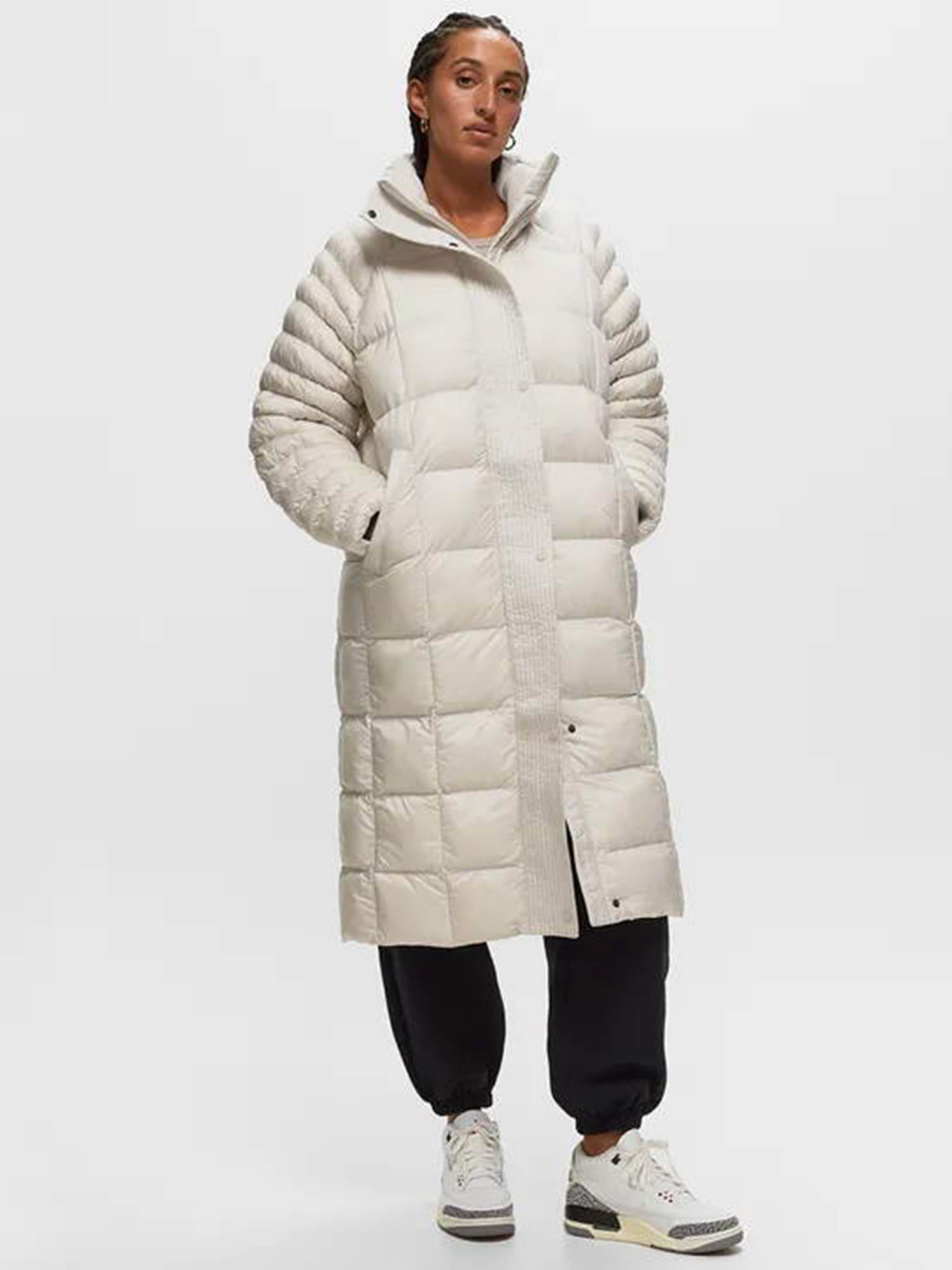 Куртки та дублянки NIKE Sportswear Swoosh Puffer PrimaLoft® модель FB7670-104 Куртки та дублянки NIKE Sportswear Swoosh Puffer PrimaLoft® модель FB7670-104 Фото